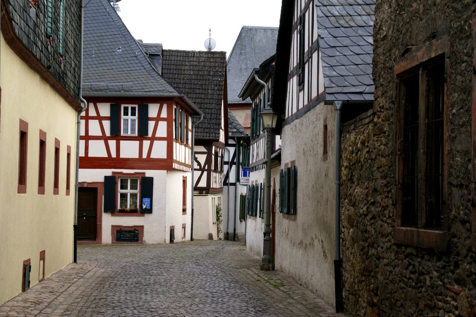 2012.09.24.155331_Kirchgasse_Eltville