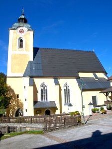 2012.10.03_-_Kath._Pfarrkirche_hl._Bartholomäus_und_Friedhof_Kirchenlandl-_02