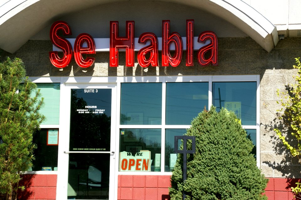 2012.10.01.141059_Se_habla_Layton_Utah