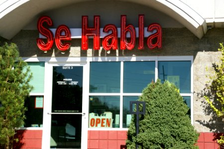 2012.10.01.141059_Se_habla_Layton_Utah