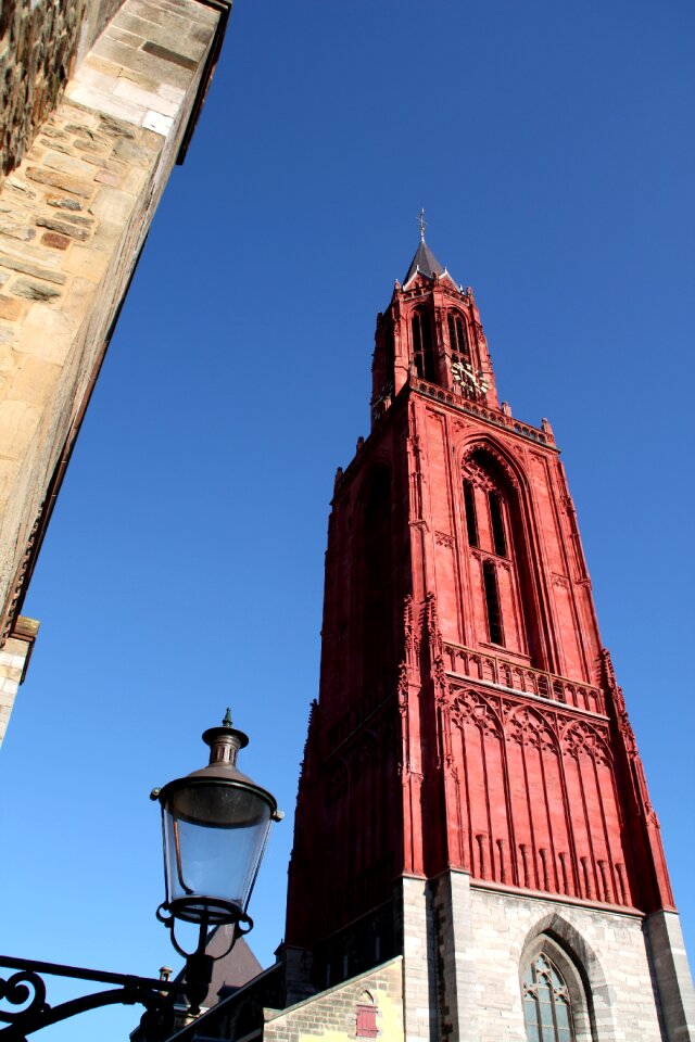 Church dutch red