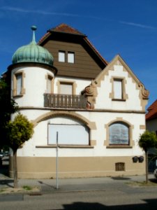 20110802August-Neuhaus-Str18_Schwetzingen2