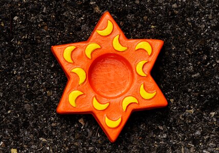 Hand labor self-made star