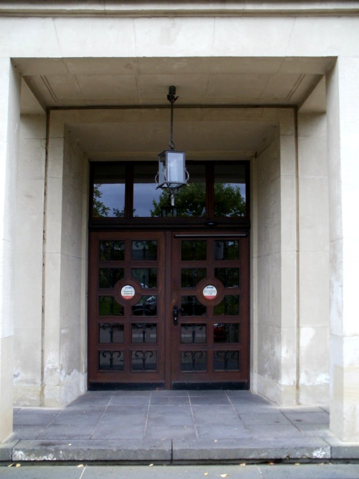 20110808Franz-Josef-Roeder-Str21-23_Saarbruecken07