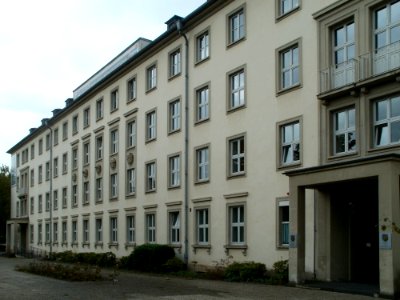 20110808Franz-Josef-Roeder-Str21-23_Saarbruecken02