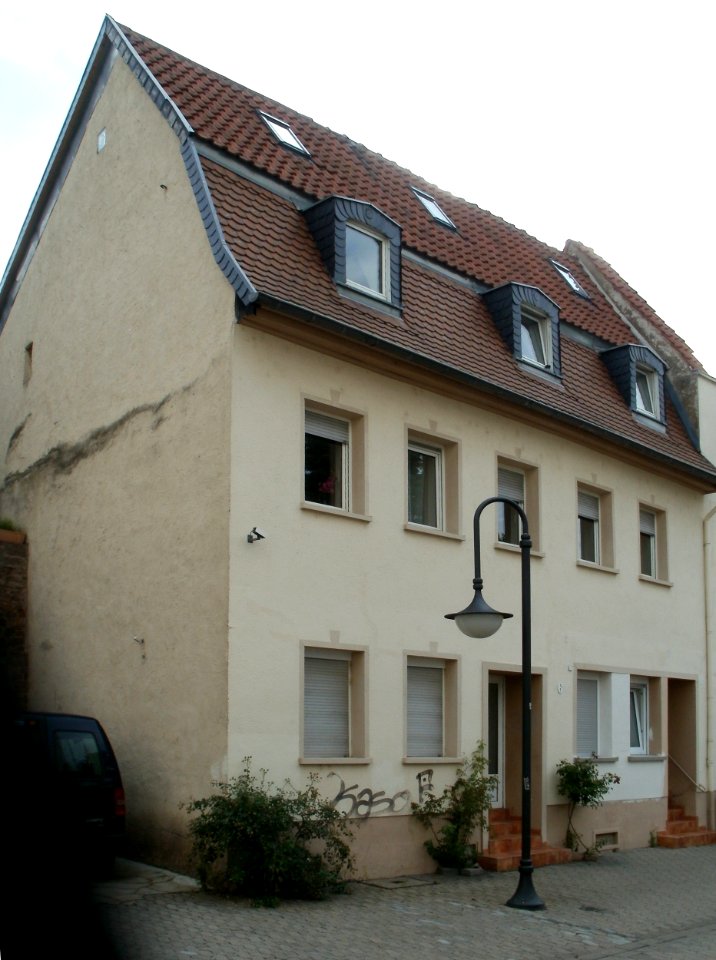 20110708Evangelisch-Kirch-Str6_Saarbruecken1