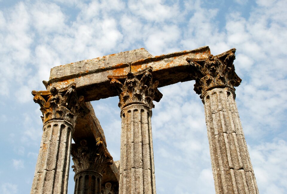 Temple columns heritage