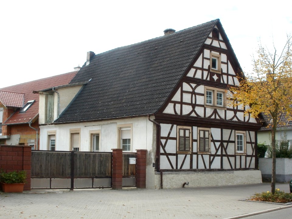 20111024Hauptstr13_Rheinsheim1
