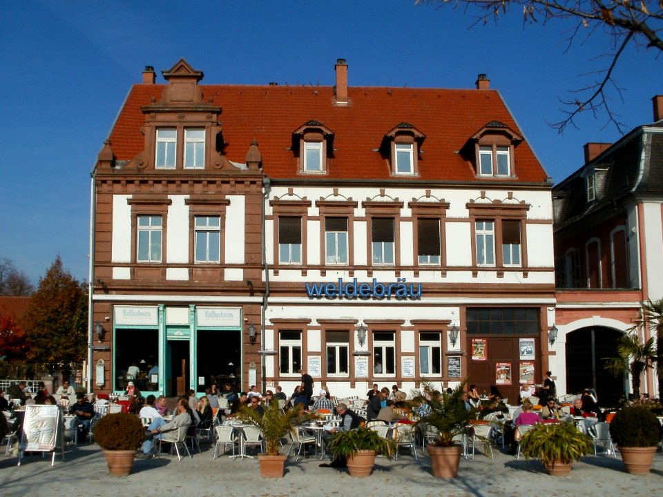 20111106Schlossplatz3_Schwetzingen
