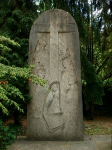 20120527Kriegerdenkmal_Hockenheim2