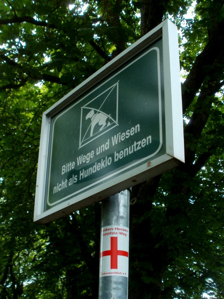 20120527Schild_Wegmarkierung_Hockenheim