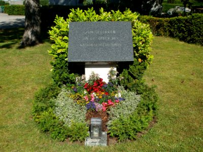 20120525Friedhof_Ketsch2