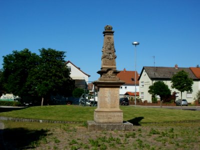 20120525DF_Kriegerdenkmal_Ketsch2