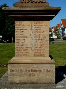 20120525DF_Kriegerdenkmal_Ketsch5