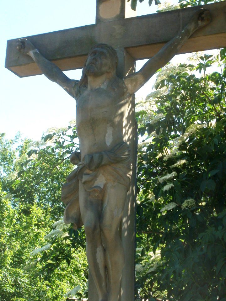 20120525Friedhofskreuz_Ketsch3