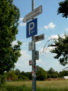 20120528Wegweiser_Hockenheim05
