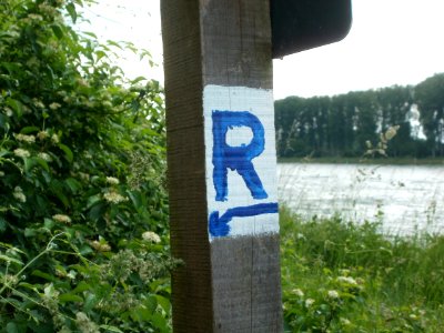 20120528Wegweiser_Hockenheim09
