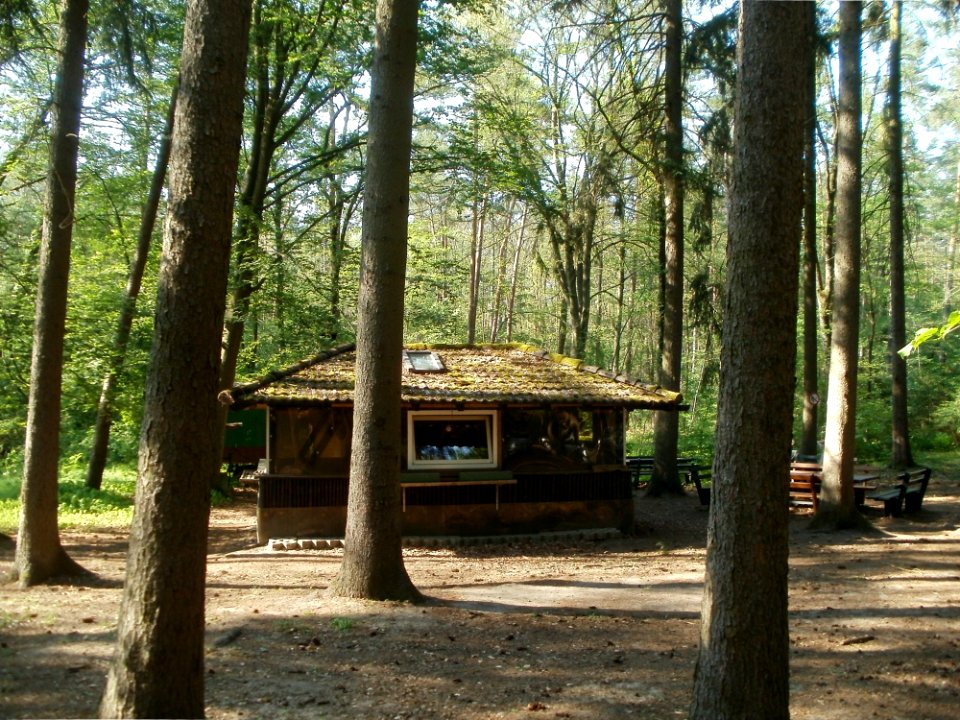 20120529Huette_Reilinger_Eck2