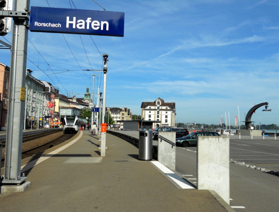 20120511-bahnhof-rorschach-hafen-bahnsteig