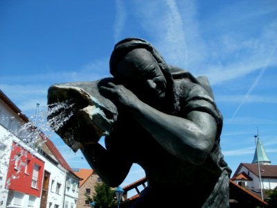 20120526Brunnen_Muehlenplatz_Hockenheim6