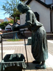 20120526Brunnen_Muehlenplatz_Hockenheim7