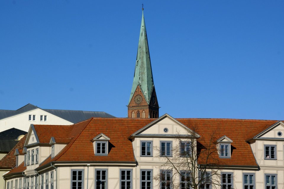2012.02.26.121919_Turm_Dom_Schwerin