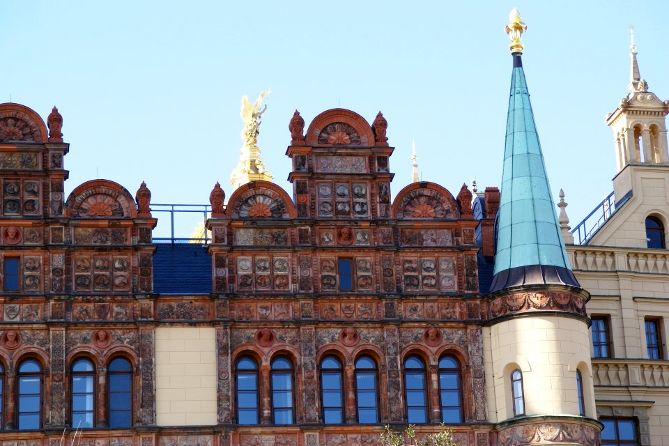 2012.02.26.123438_Fassade_Schloss_Schwerin