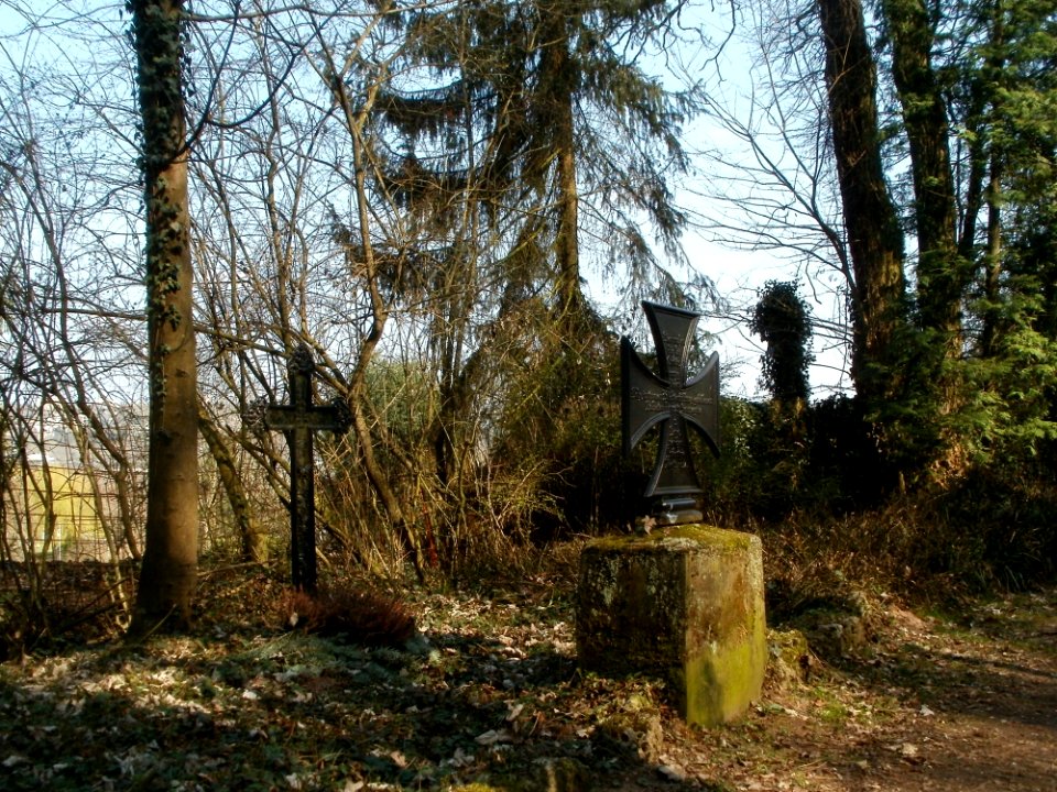 20120324Soldatenfriedhof_Spicherer_Berg02