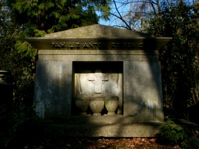 20120309Friedhof_St_Johann01
