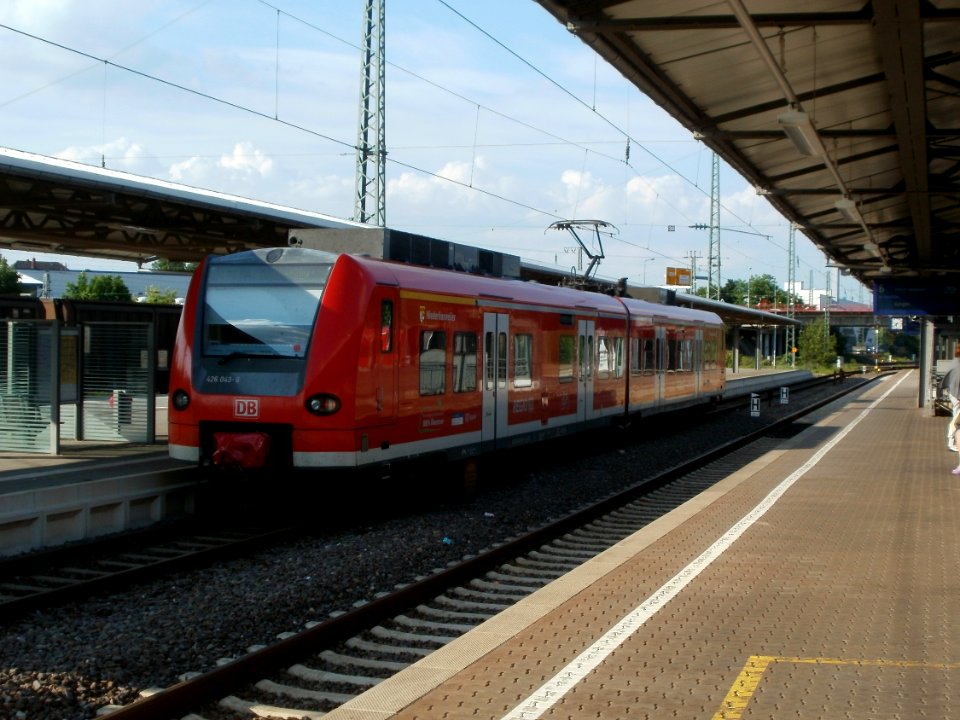 20120530Bahnhof_Homburg2