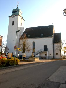 2012.11.14_-_Neustadtl_-_Pfarrkirche_hl._Jakobus_der_Ältere_-_03