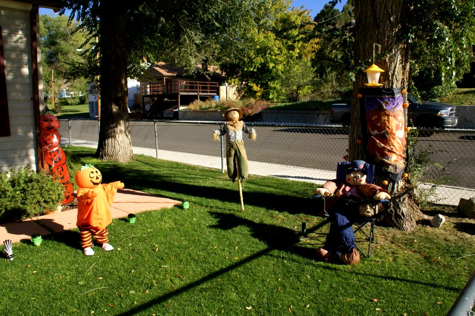 2012.10.03.160745_Halloween_7th_Street_Ely_Nevada