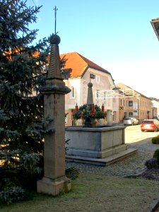2012.12.31_-_Ardagger_Markt_-_Pranger_-_01