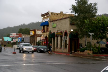 2012.09.11.174048_Grand_Canyon_Avenue_Williams_Arizona_USA