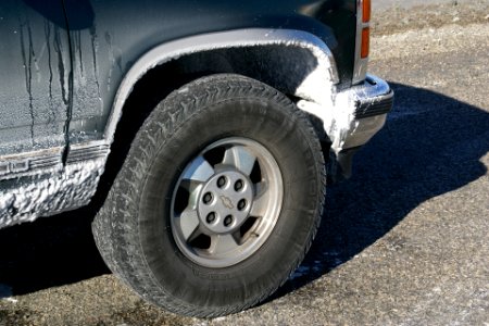 2012.10.02.154706_Vehicle_salt_Bonneville_Salt_Flats_Utah