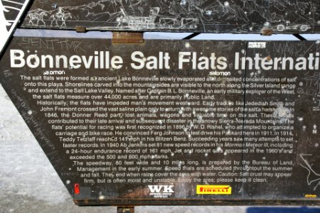 2012.10.02.155406_Sign_speedway_entrance_Bonneville_Salt_Flats_Utah