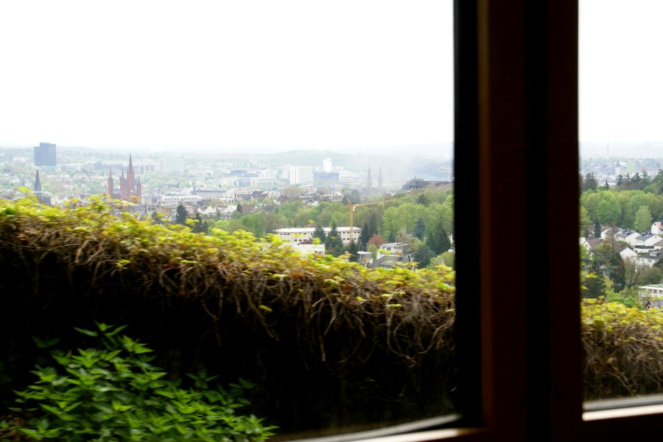 2012.09.24.114239_Aussicht_Abfahrt_Nerobergbahn_Neroberg_Wiesbaden