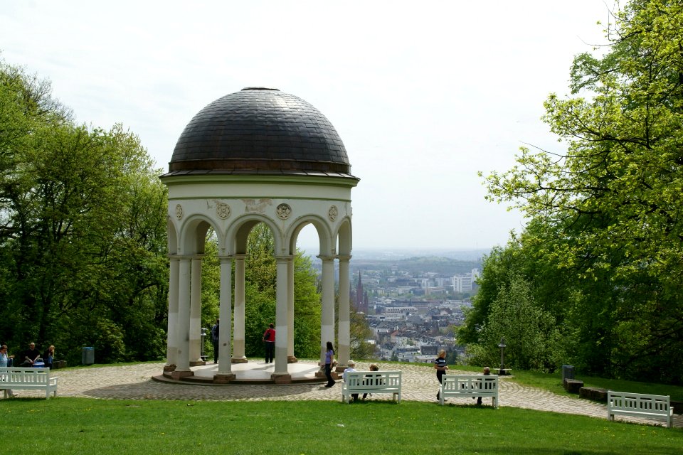 2012.09.24.120222_Monopteros_Neroberg_Wiesbaden