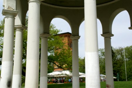 2012.09.24.120527_Monopteros_Turm_Neroberg_Wiesbaden