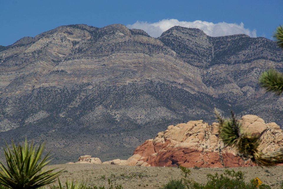 2012.09.09.103214_Scenic_drive_Red_Rock_Canyon_Nevada