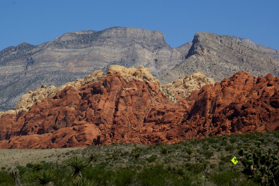 2012.09.09.102353_Scenic_drive_Red_Rock_Canyon_Nevada