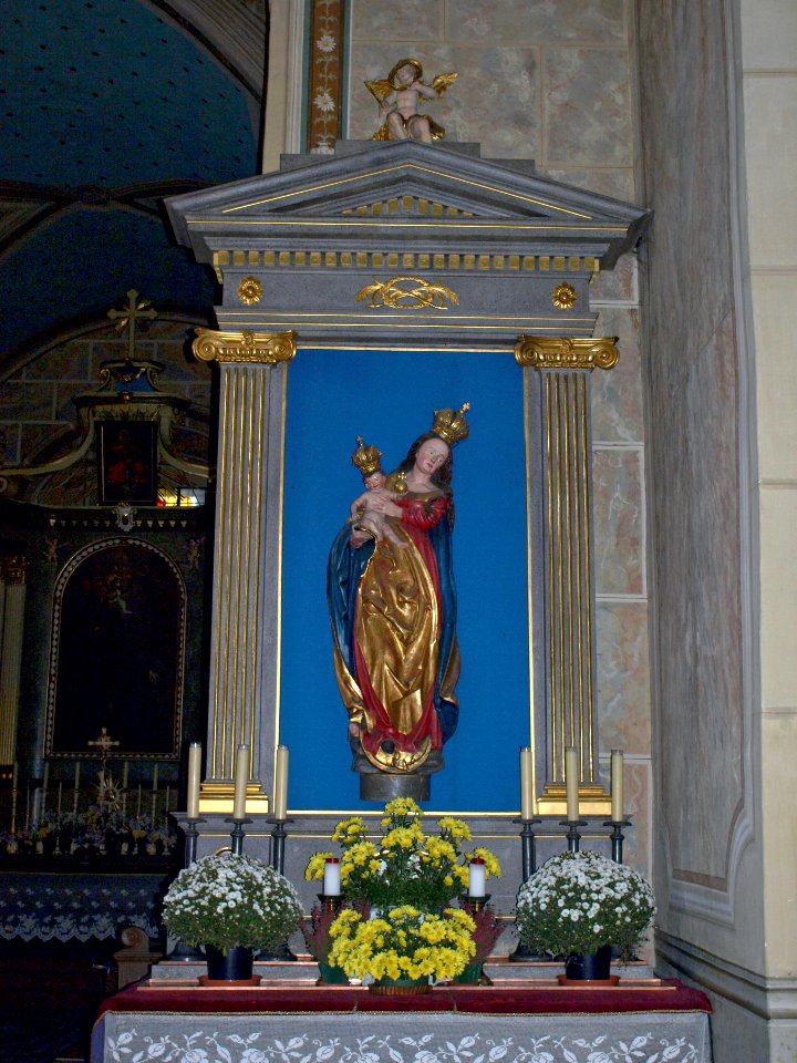 2012.11.08_-_Waidhofen_an_der_Ybbs_-_Ehem._Kapuzinerkirche_Graben_13_-_06