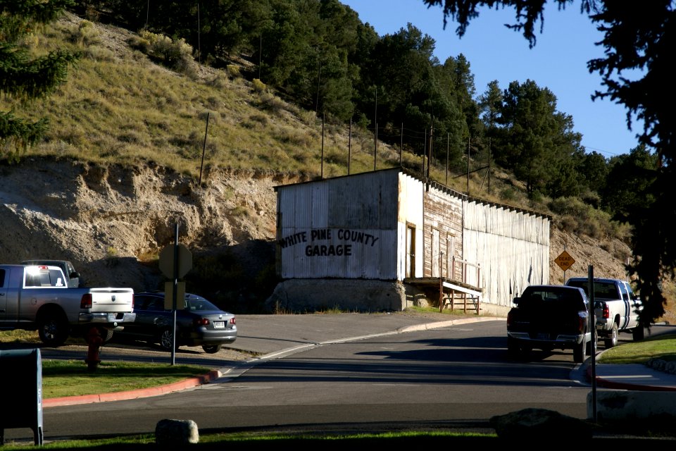 2012.10.03.161335_Courthouse_Canyon_Road_Ely_Nevada