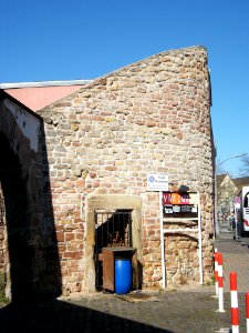 20110307Torbogen_Neugaesschen2