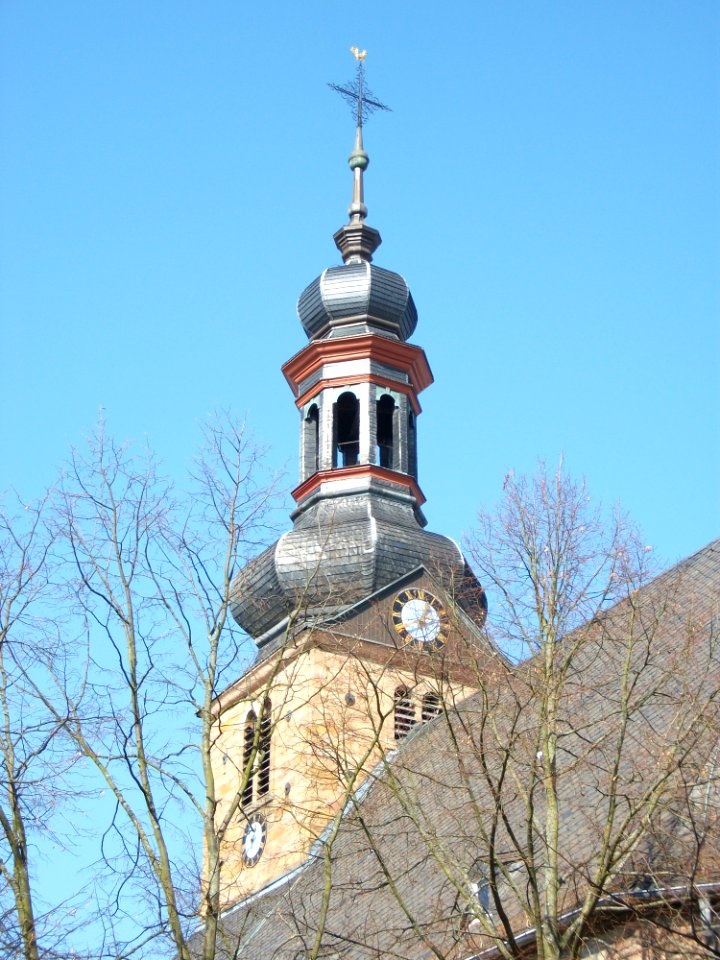 20110304Alte_ev_Kirche_Saarbrueken01