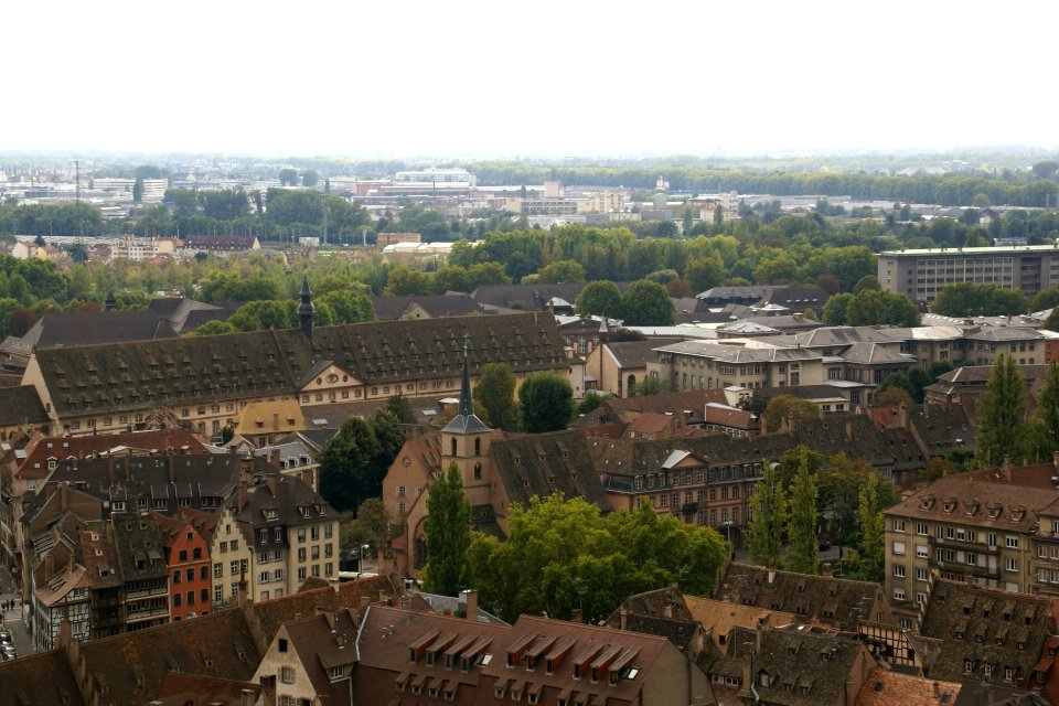 2011.09.17.155408_View_west_cathedral_Strasbourg