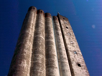 20110418Silo_Osthafen_Saarbruecken2