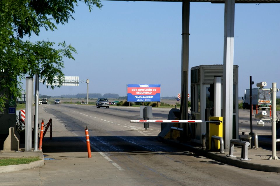 2011.10.19.163311_Peaje_Autopista_Villa_María_Córdoba_Argentina