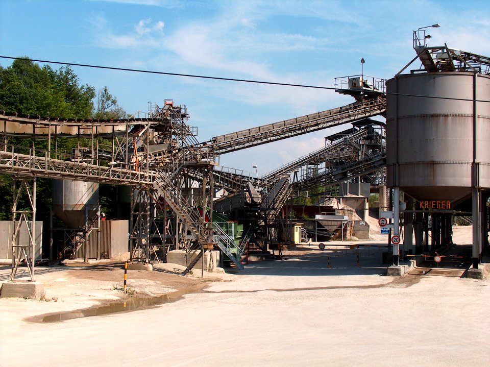 20110423Kieswerk_Krieger_Rheinhausen
