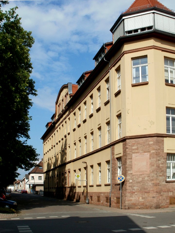 20110610Luisenstr10_Hockenheim2
